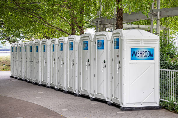 Best Construction site porta potty rental  in Olga, FL